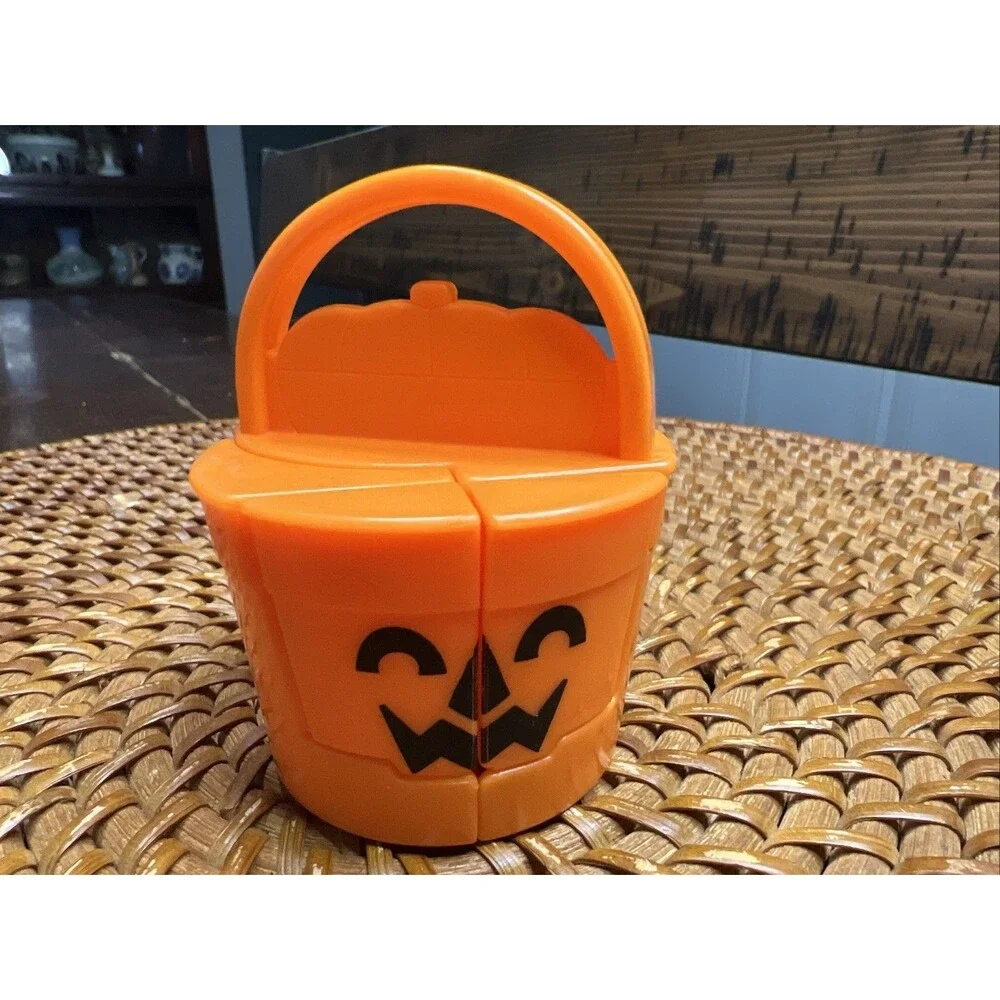 McDonald’s 2026 Changeables Happy Meal Toy #5 Boo Bot